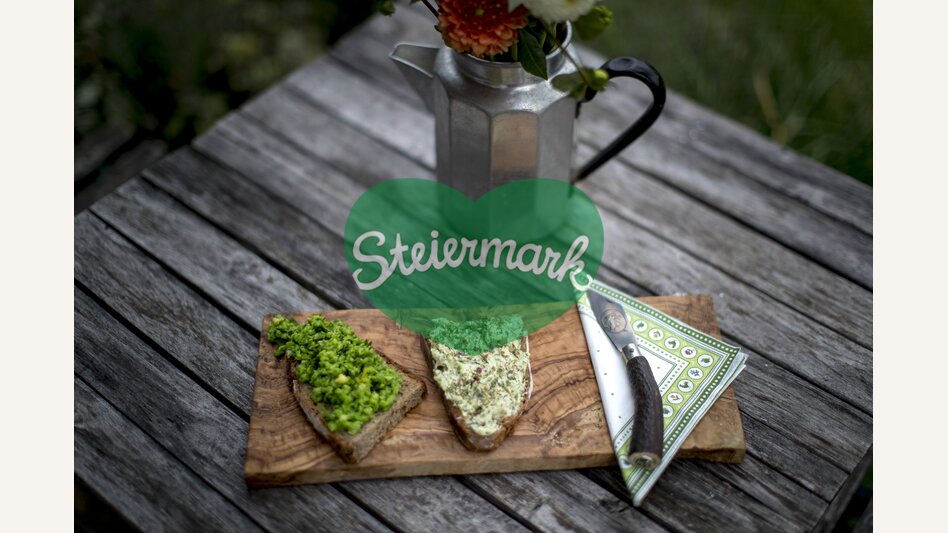 The culinary Styria: bread with spread | © Steiermark Tourismus | Tom Lamm