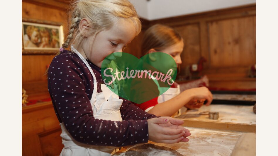 Keksebacken im Pürgger Advent, Schladming-Dachstein | © STG | Herbert Raffalt