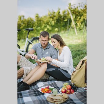 Radl-Picknick in St. Ruprecht an der Raab | ©  Oststeiermark Tourismus | Die Mosbacher's