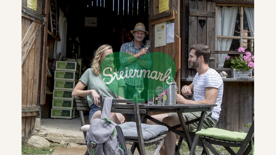 At the wine-growing-estate Söll, Sernauberg | © Südsteiermark | Tom Lamm