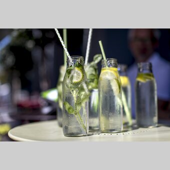 refreshing water with mint | © Steiermark Tourismus | Tom Lamm