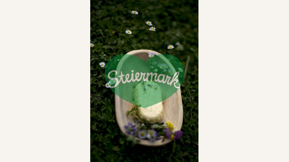 The culinary Styria: alp butter with herbs | © Steiermark Tourismus | Tom Lamm