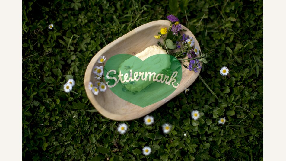 The culinary Styria: alp butter with herbs | © Steiermark Tourismus | Tom Lamm