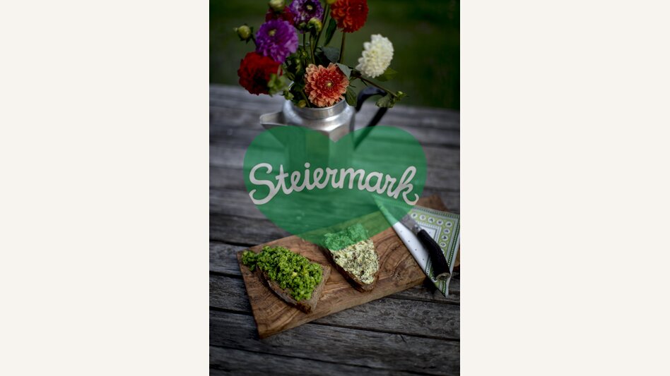 The culinary Styria: bread with spread | © Steiermark Tourismus | Tom Lamm