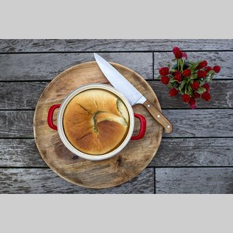 The culinary Styria: spicy wood garlic wreath | © Steiermark Tourismus | Tom Lamm