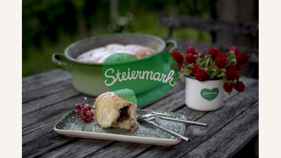 The culinary Styria: Buchteln | © Steiermark Tourismus | Tom Lamm