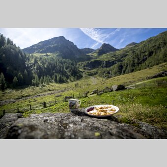 Kaiserschmarrn in the nature park Sölktäler | © Steiermark Tourismus | Tom Lamm
