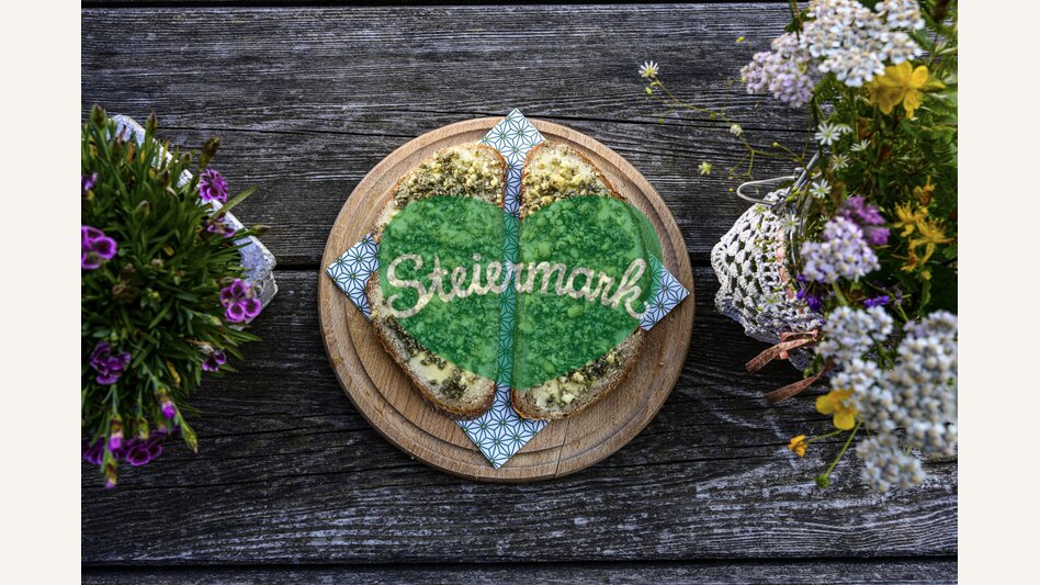 Bread with Steirerkas | © STG | pixelmaker.at