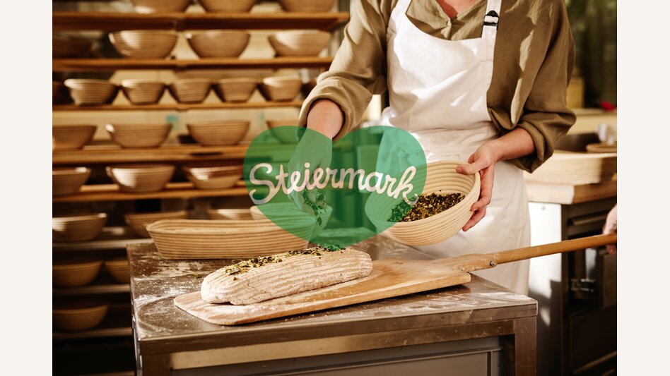 Brotbacken im Retter BioGut | © TV Oststeiermark | Michael Königshofer