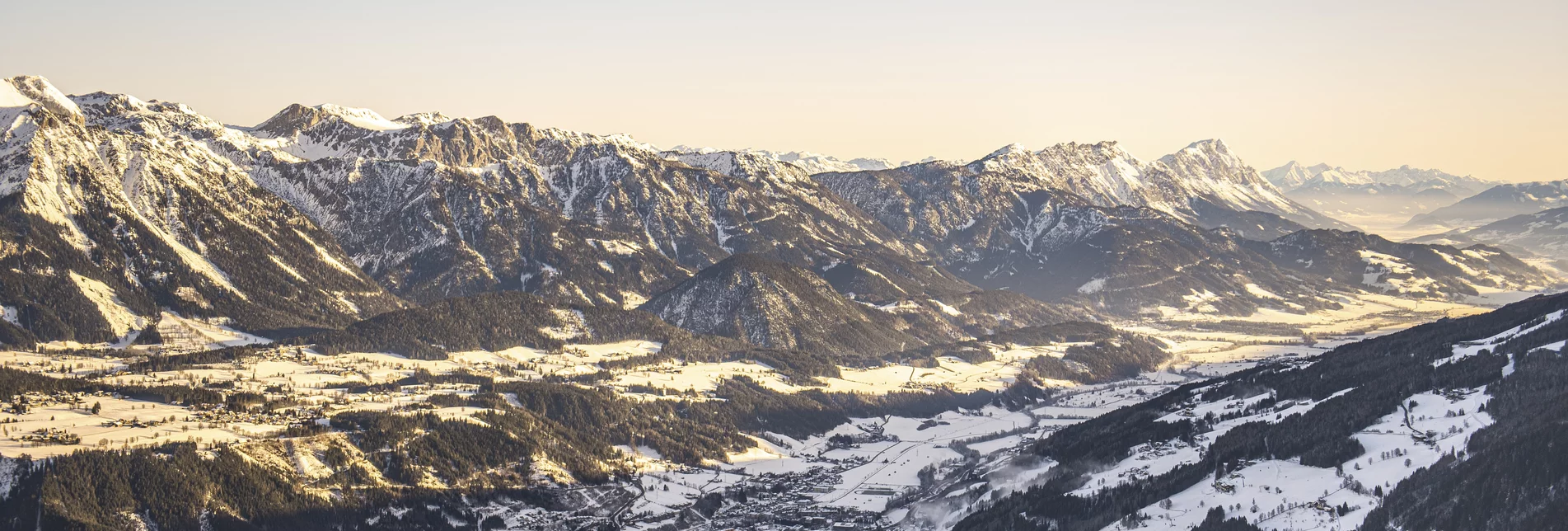 Enns valley with Schladming | © Steiermark Tourismus | Peter Lugosi