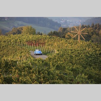 Cabrio im Weinland | © STG | Harry Schiffer