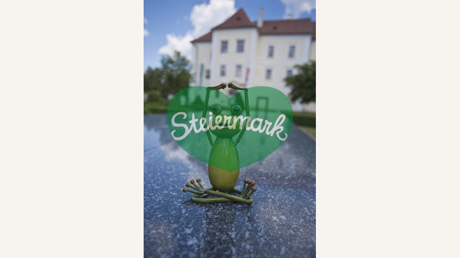 Steiermark-Wetterfrosch besucht das Schloss Burgau | © STG | Leo Himsl