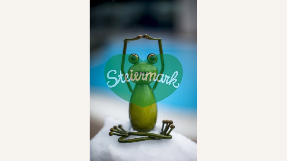 Styrian weatherman at the thermal spa Loipersdorf | © Steiermark Tourismus | Tom Lamm