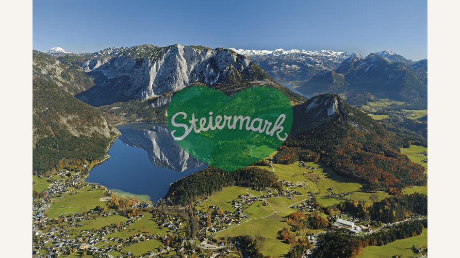 Lake Altaussee with Trisselwand reflection | © Steiermark Tourismus | Hagspiel