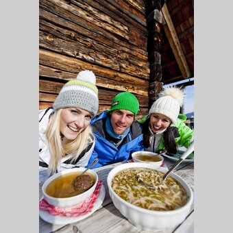 Skifahrer als Suppentiger | © STG | Tom Lamm