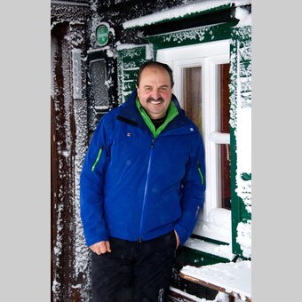 Johann Lafer bei der Krummholzhütte am Hauser Kaibling | © SMO-photography | Simone Hofstädter
