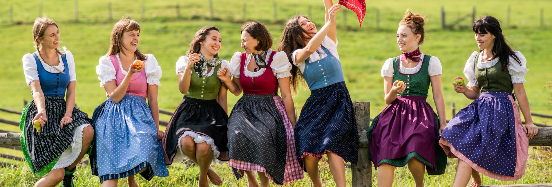 Frauen in Tracht | © Steiermark Tourismus / Volkskultur Steiermark | Jenni Koller