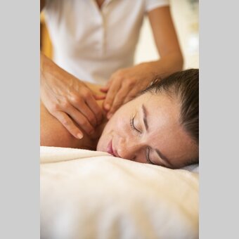 Soothing massage | © Steiermark Tourismus | Punkt & Komma