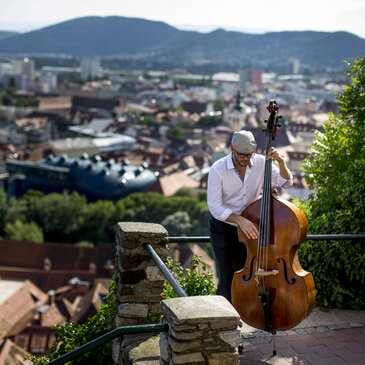 Graz "geigt" auf: über den Dächern der Landeshauptstadt Graz