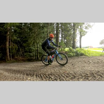 Mit dem Gravelbike unterwegs | © STG | Florian Tiefengraber