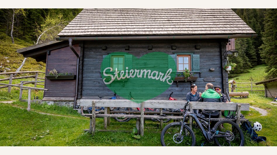 Steinbachalm Hütte im Wind & Bike Park Pretul | © STG | Jesse Streibl