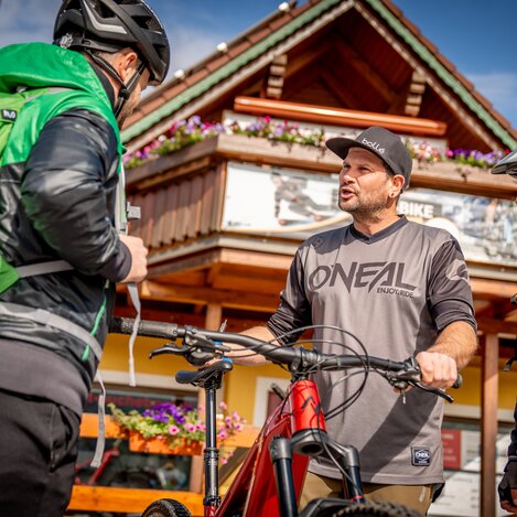 E-Mountainbike Einschulung | © STG | Jesse Streibl