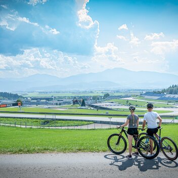 Murradweg-Radler beim Red Bull Ring | © STG | Jesse Streibl