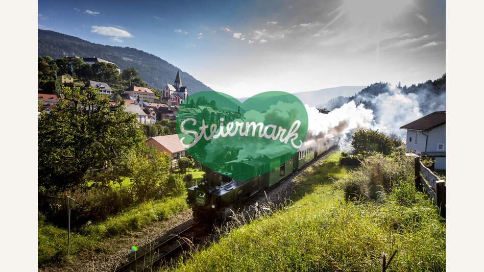 Murtalbahn mit Murau im Hintergrund | © STG | Tom Lamm