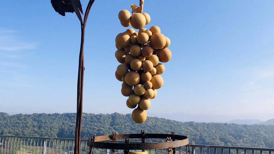 Bei der Vinothek Steiermark in St. Anna am Aigen