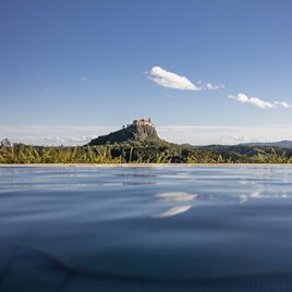 Blick auf die Riegersburg vom Genusshotel