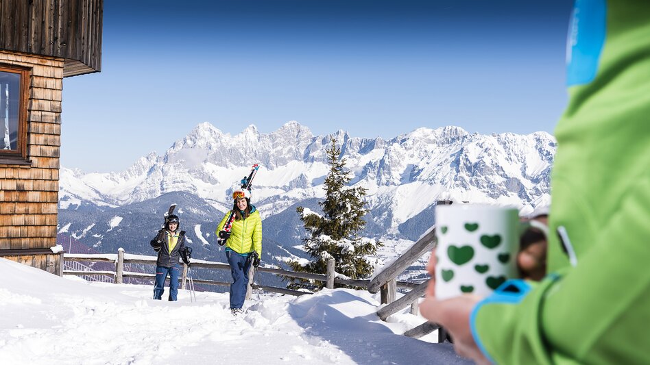 Skifahrer auf der Hochwurzenhütte