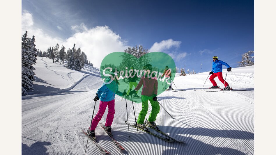 Skifahrer auf der Grebenzen | © STG | Tom Lamm