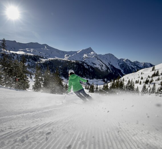 Skifahren auf der Planneralm | © Steiermark Tourismus | Tom Lamm