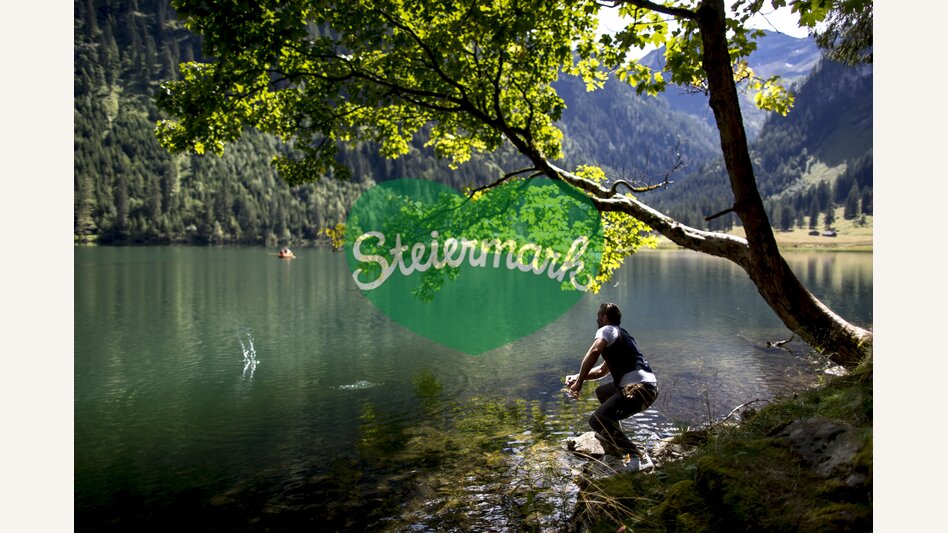 At Schwarzensee lake | © Steiermark Tourismus | Tom Lamm
