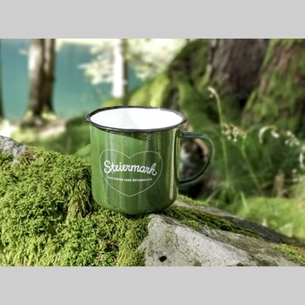Styria mug in nature | © Steiermark Tourismus | Martina Haselwander