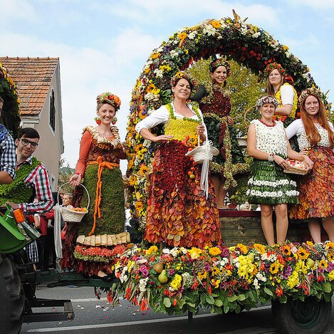 Weinlesefest mit Erntedankumzug in Gamlitz (Südsteiermark) | © STG | Anton Barbic
