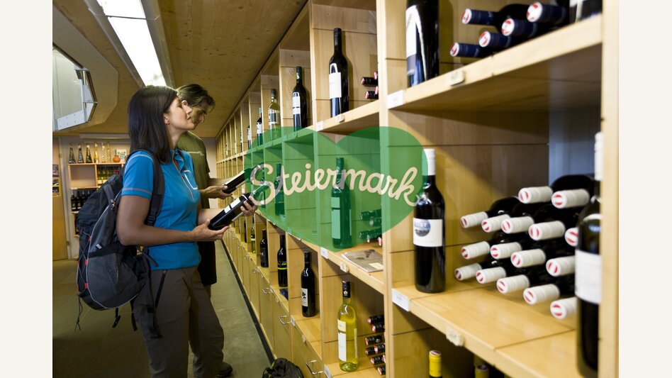 In der Vinothek Steiermark in St. Anna am Aigen | © STG | Leo Himsl