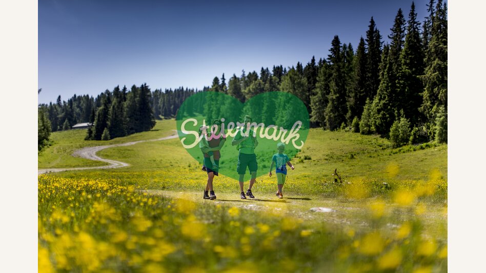 Frühlingswanderung auf die Frauenalpe | © STG | Tom Lamm