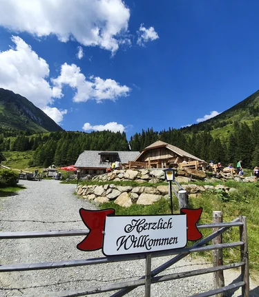Hölzlerhütte at the Eselsberger Alm | © Steiermark Tourismus | Günther Steininger