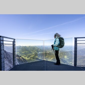 Skywalk am Dachstein, Start der Wanderroute Vom Gletscher zum Wein | © STG | pixelmaker.at