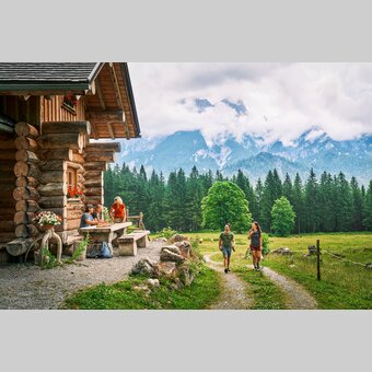 Ankunft bei der Lahnalm im Gesäuse | © TV Gesäuse | Robert Maybach