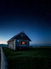 Auf der Frauenalpe bei Nacht