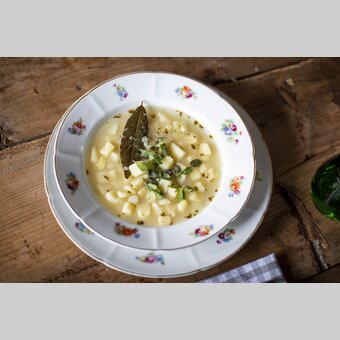Warming potato soup | © Steiermark Tourismus | Tom Lamm
