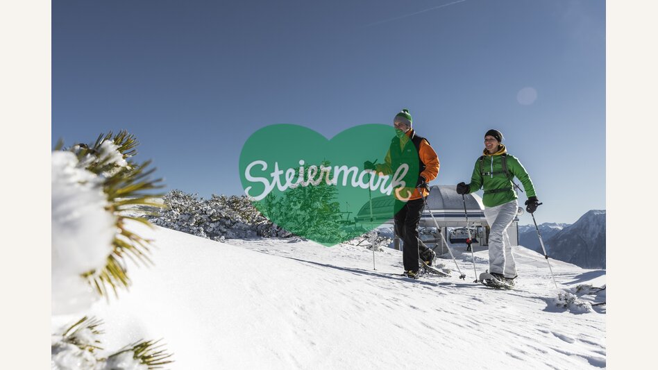 Snowshoe Hiking on the Tauplitz | © Steiermark Tourismus | Punkt & Komma