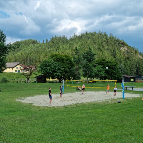 Beachvolleyballplatz Teichanlage Urani | © Naturpark Mürzer Oberland I Andreas Steininger