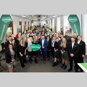 Die Steiermark Convention-Familie vereint im modernen Teil des Grazer Congress | Harry Schiffer Photodesign | © Steiermark Convention | Harry Schiffer