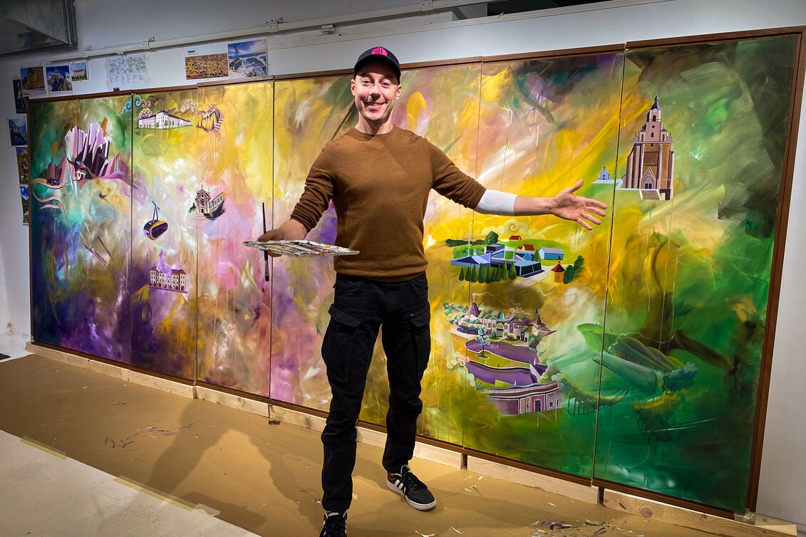 Tom Lohner „bei der Arbeit“ im Pop-up-Store Steiermark.  | © STG