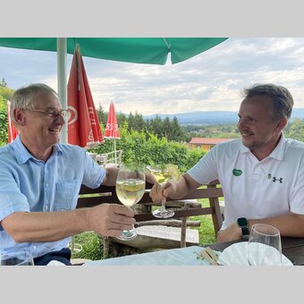 Herbert Germuth (Vorsitzender TV Südsteiermark) und Michael Feiertag (GF STG). | © Südsteiermark