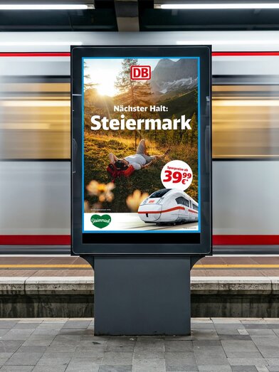 Sujet Steiermark mit Wandern in den herbstlichen Bergen. c STG
