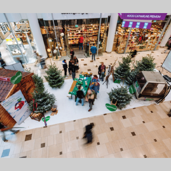 Kreative Marketingaktion in Utrecht: Eine Pop up Ski-Hütte sorgte für steirische Herzlichkeit beim Weihnachtseinkauf. | Kreative Marketingaktion in Utrecht: Eine Pop up Ski-Hütte sorgte für steirische Herzlichkeit beim Weihnachtseinkauf.
